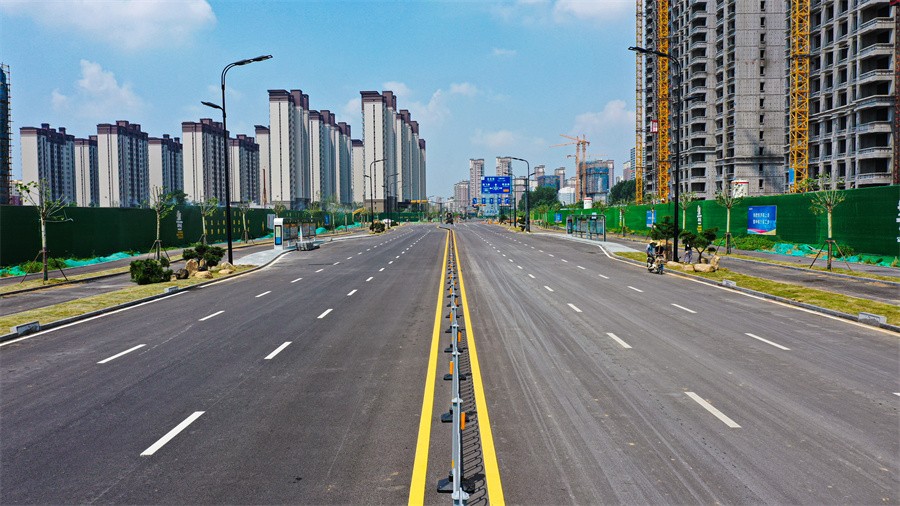荊河東路即將具備通車(chē)條件